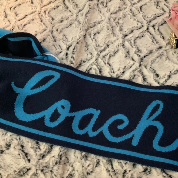 Coach Varsity Logo Knit Scarf Brand New With Tags - Picture 4 of 4